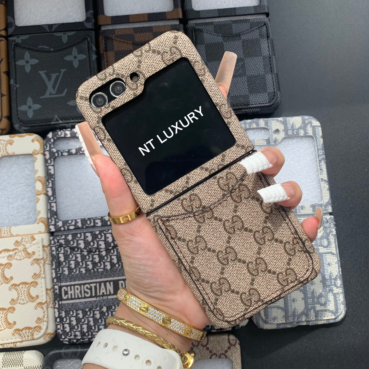 Vintage Floral Case For Z-Flip Series with Pocket (Brown Good)