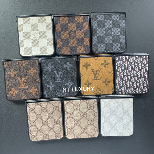 Coque Samsung motifs floraux traditionnels pour la série Z-Flip