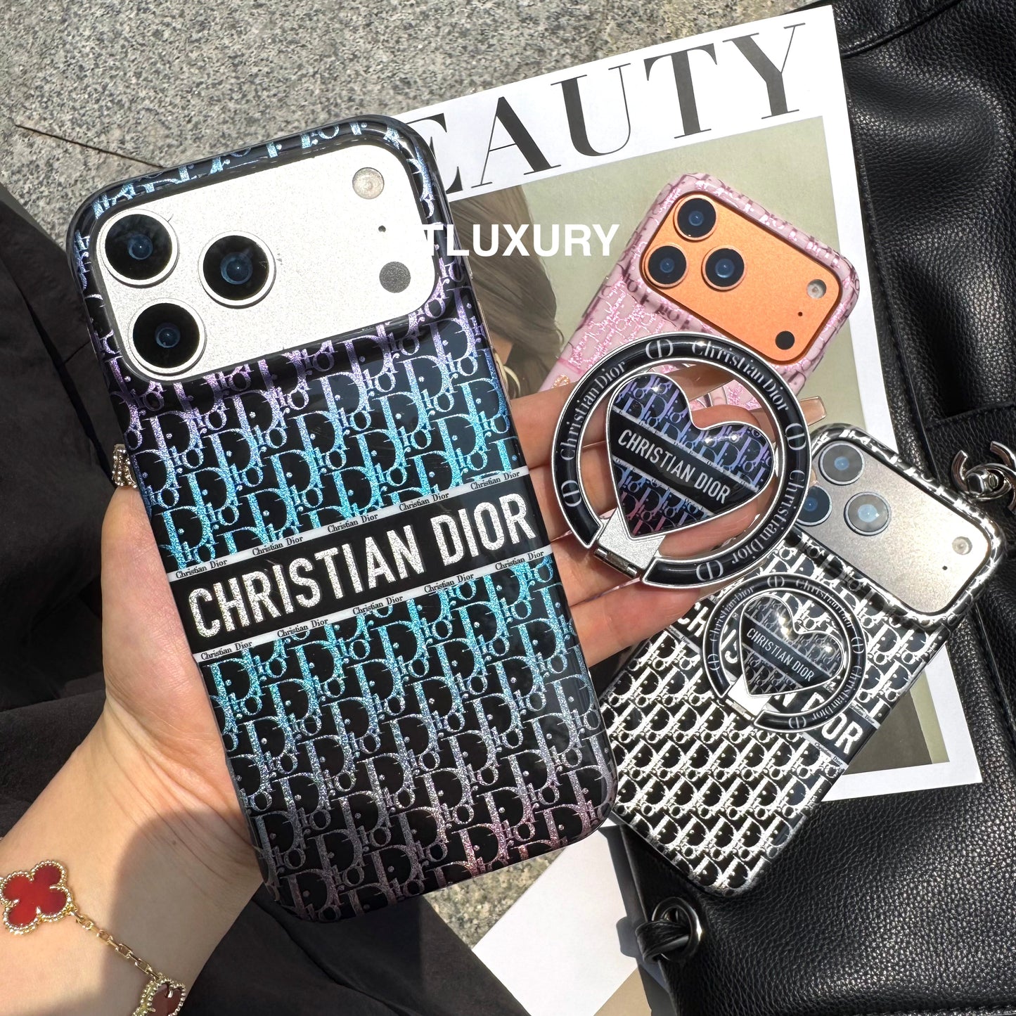 Chameleon Dove Design Magsafe Case with Heart Holder