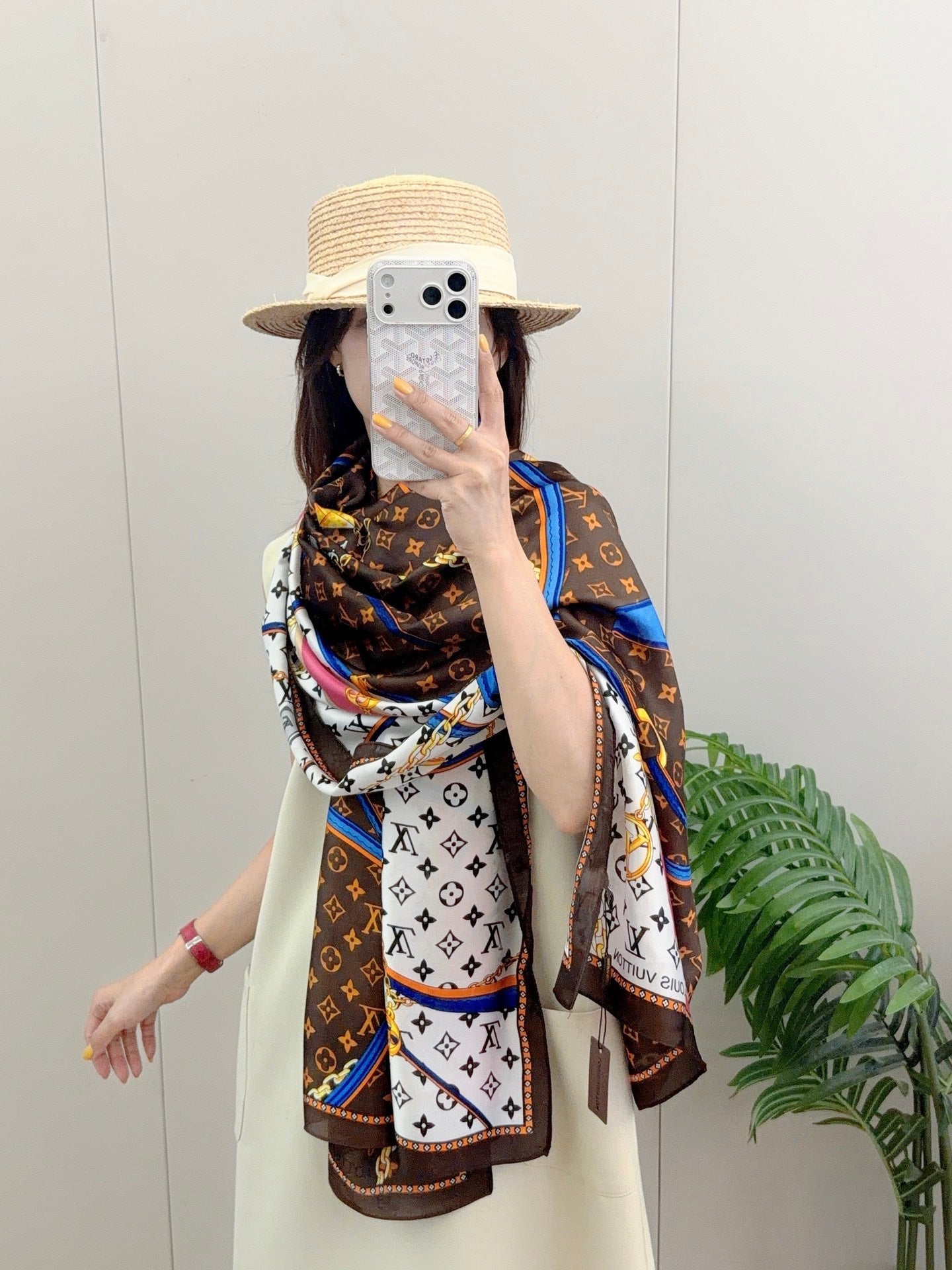 Love Chain Silk Long Scarf (Brown)