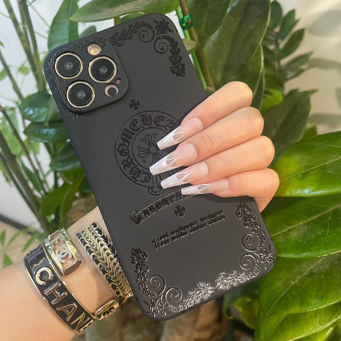 Coque de téléphone noire tendance (Cœur)