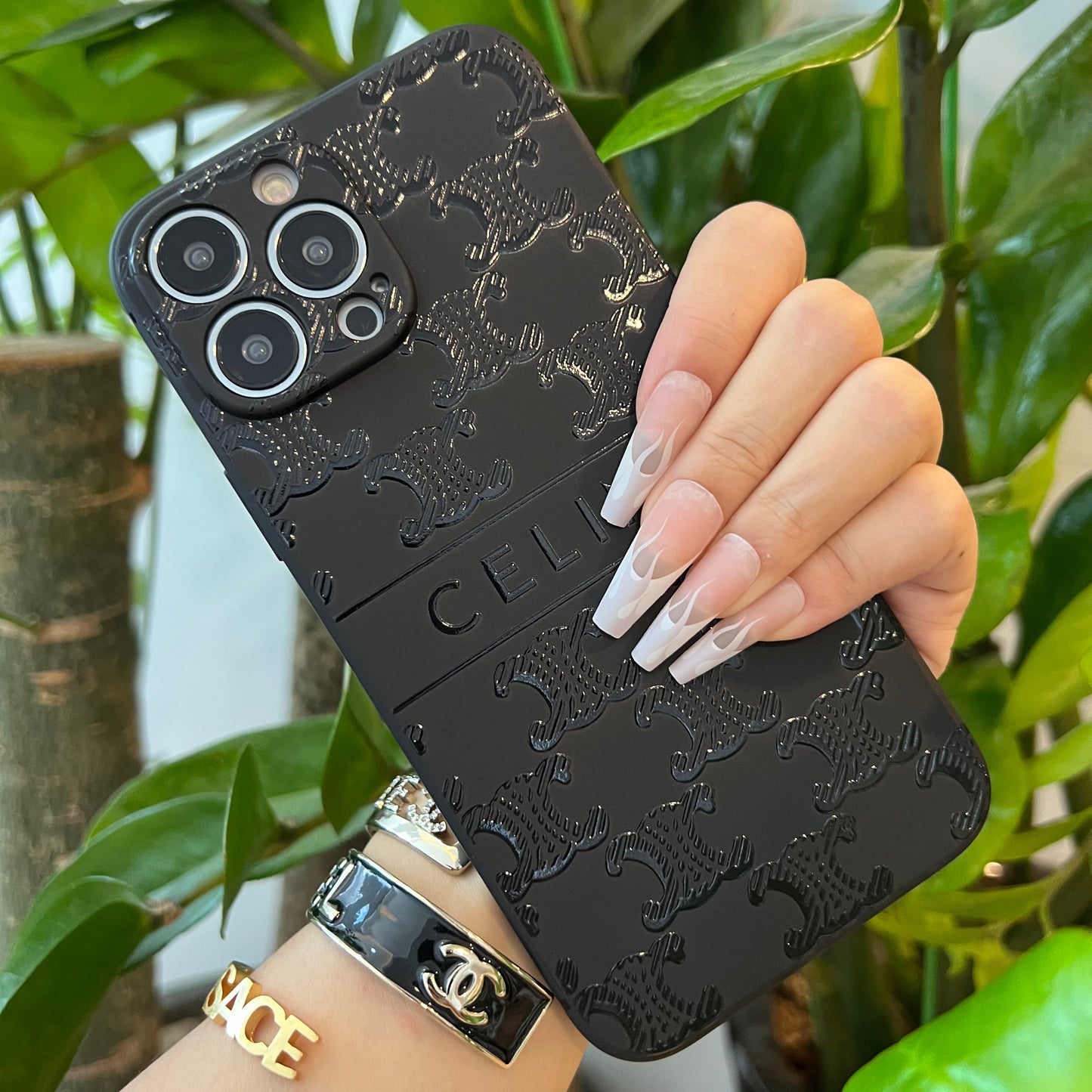 Coque de téléphone noire tendance (CL moyen)