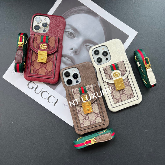 Charmantes iPhone Case mit Kartenfach & Kordel in tollem Design