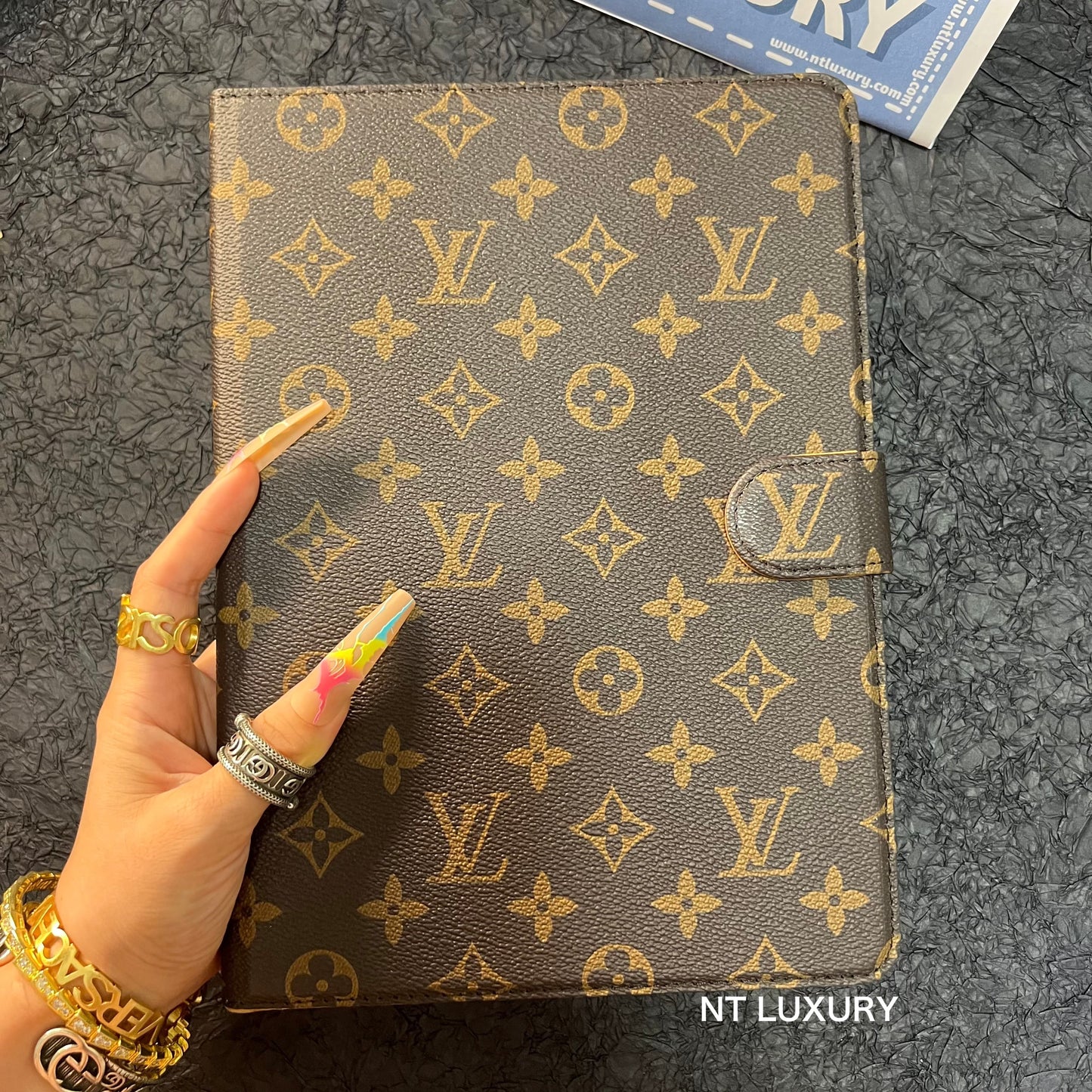 Cute Fancy iPad Case (Brown Big Love)
