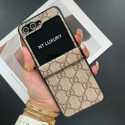 Coque Samsung motifs floraux traditionnels pour la série Z-Flip