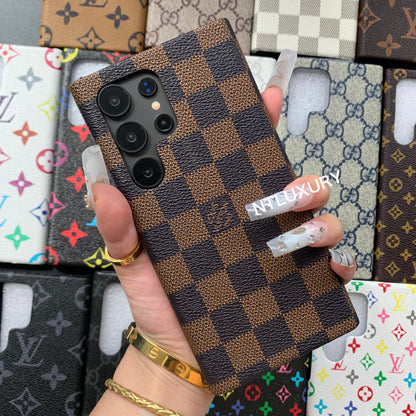 Traditional Love Samsung Case (Brown Latticed)