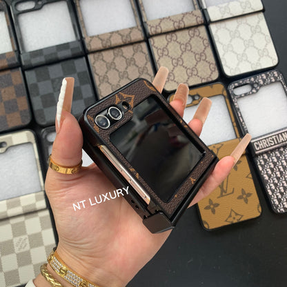 Coque Samsung motifs floraux traditionnels pour la série Z-Flip
