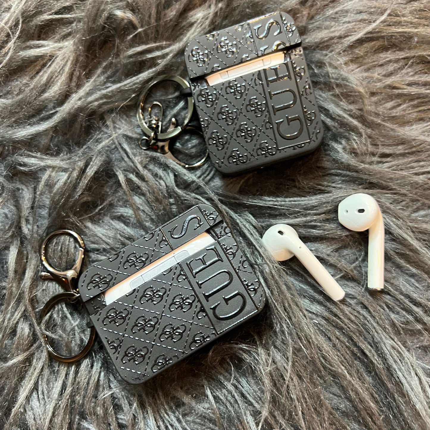 Black Trendy Airpods Case (S GU)