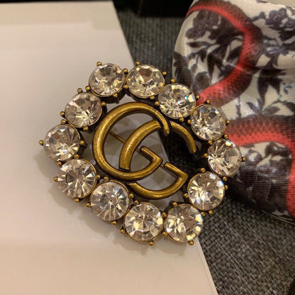 Gute quadratische Diamant-Mädchenbrosche