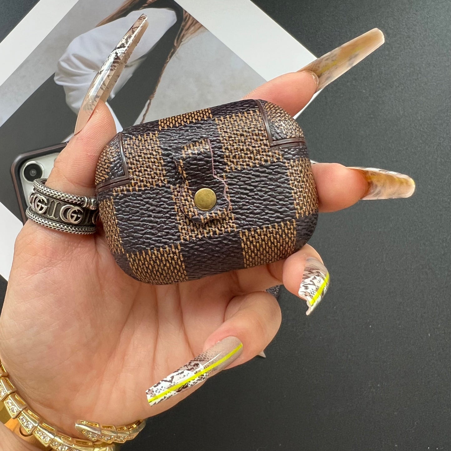 Traditional Touch Airpods Case (Brown)
