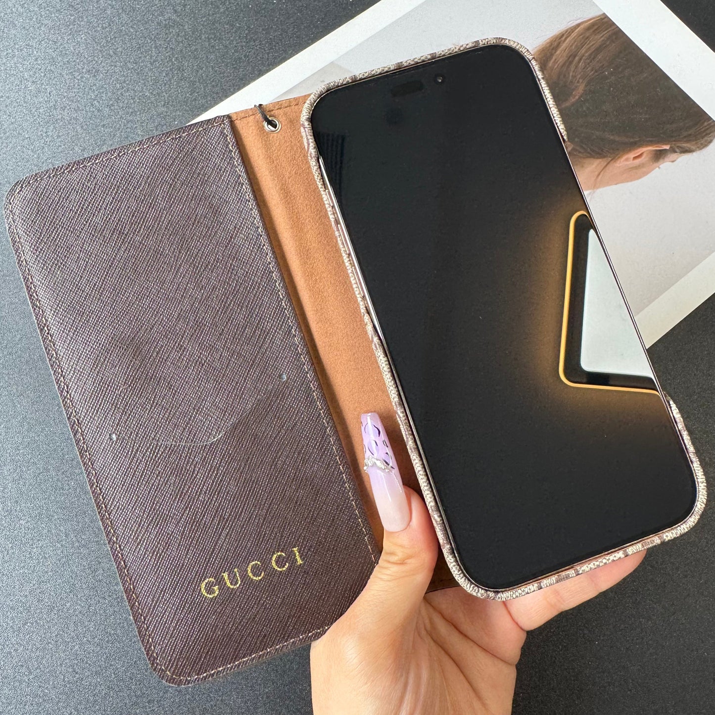 Bon étui de téléphone avec un design de portefeuille