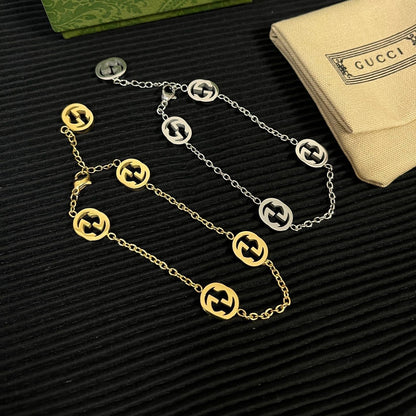 Bracelet élégant avec la lettre G