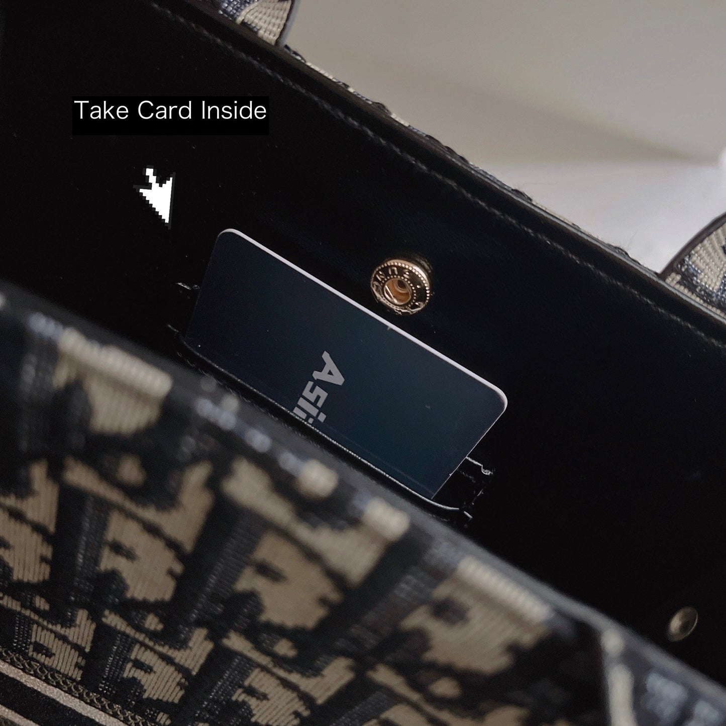 Fancy Adore Design Phone Bag