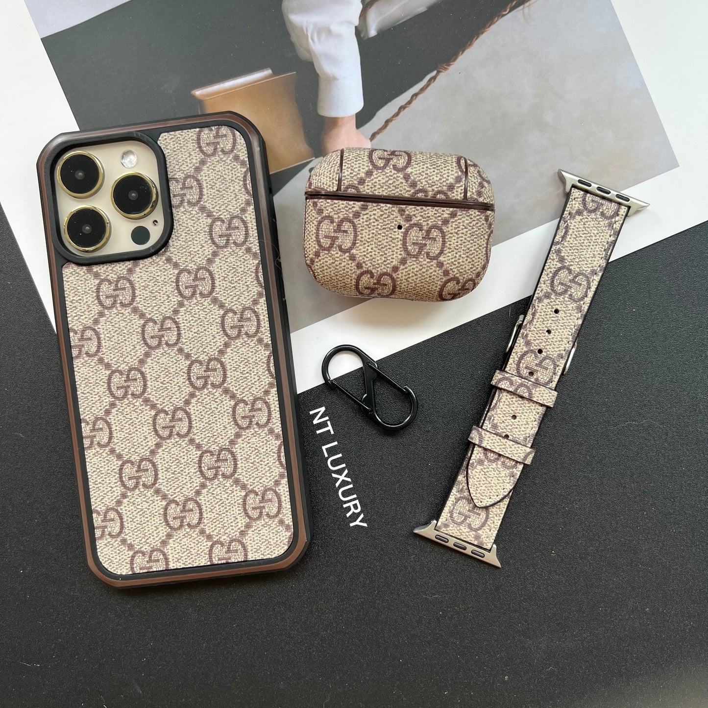 Traditional Touch Airpods Case (G)