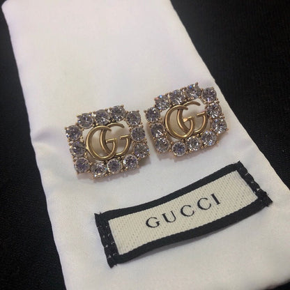Good Diamond Design Earrings/ Bracelet/Necklace  (Set)
