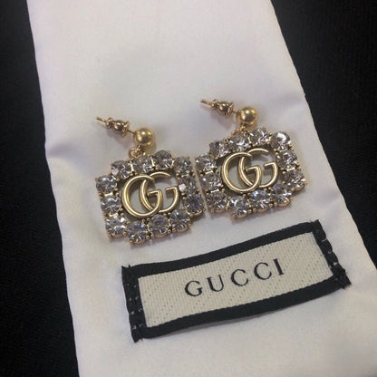 Good Diamond Design Earrings/ Bracelet/Necklace  (Set)
