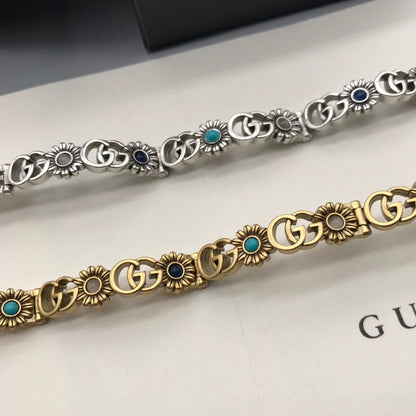 Bracelet au design unique et de bonne qualité