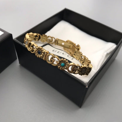 Bracelet au design unique et de bonne qualité