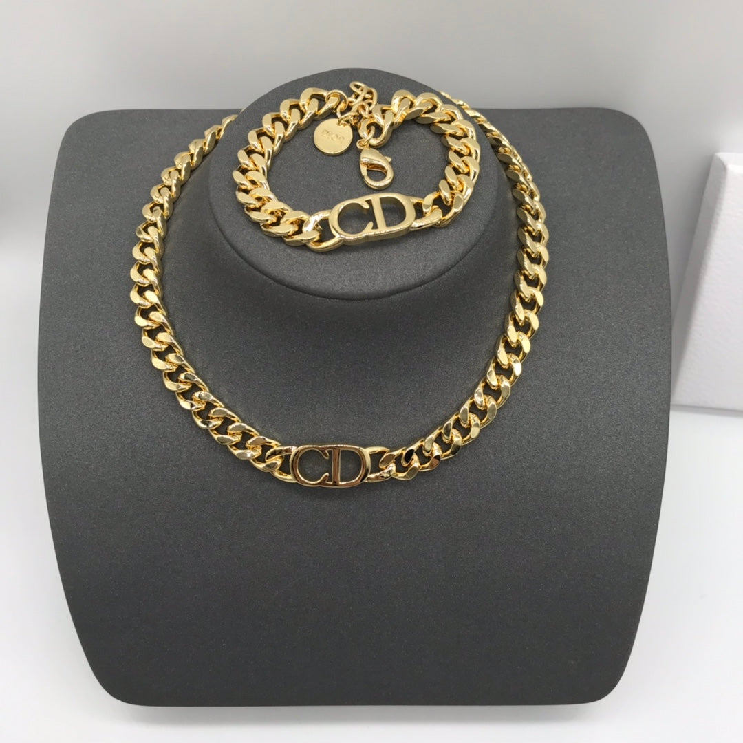 Dove Gold Chain Design Necklace & Bracelet 2 Set