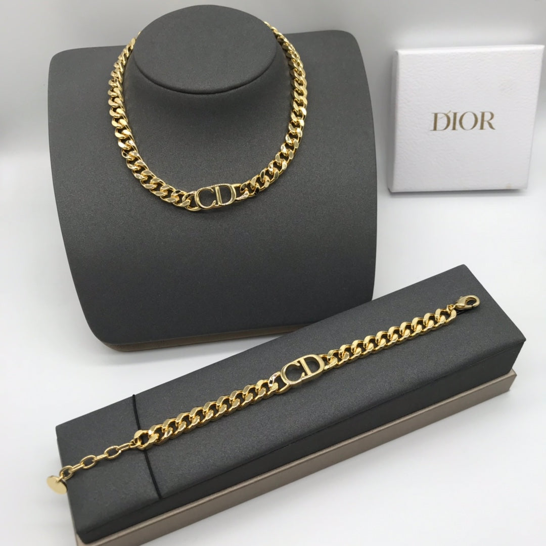 Dove Gold Chain Design Necklace & Bracelet 2 Set