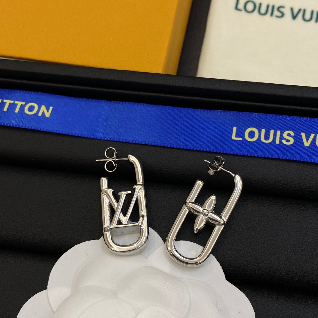 Love Cute Fine Earrings Hoop