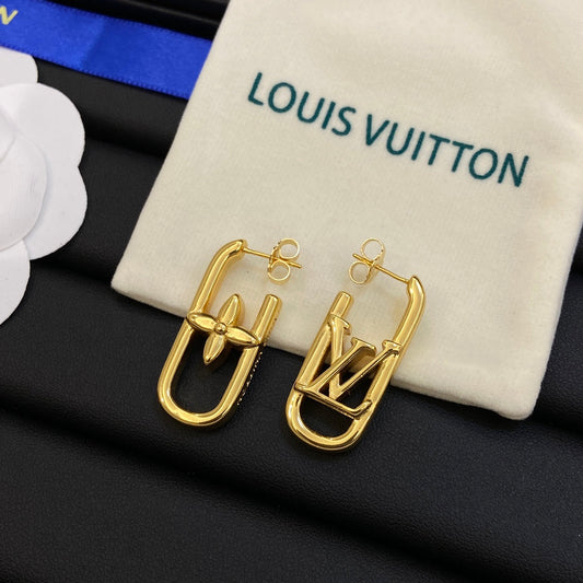 Love Cute Fine Earrings Hoop