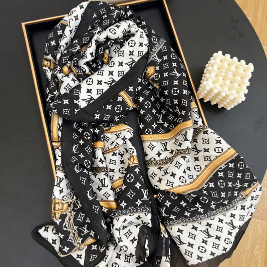Traditional Love Long Scarf (Black & White)