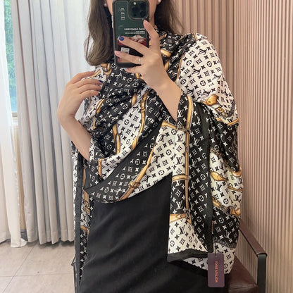 Traditional Love Long Scarf (Black & White)