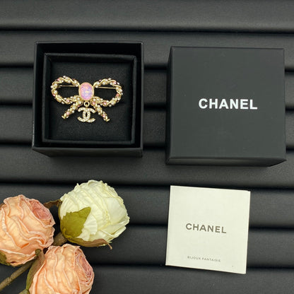 Elegante CC Mädchen Brosche