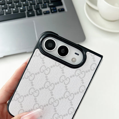 Capa de Telemóvel com Design Tradicional para iPhone Duo