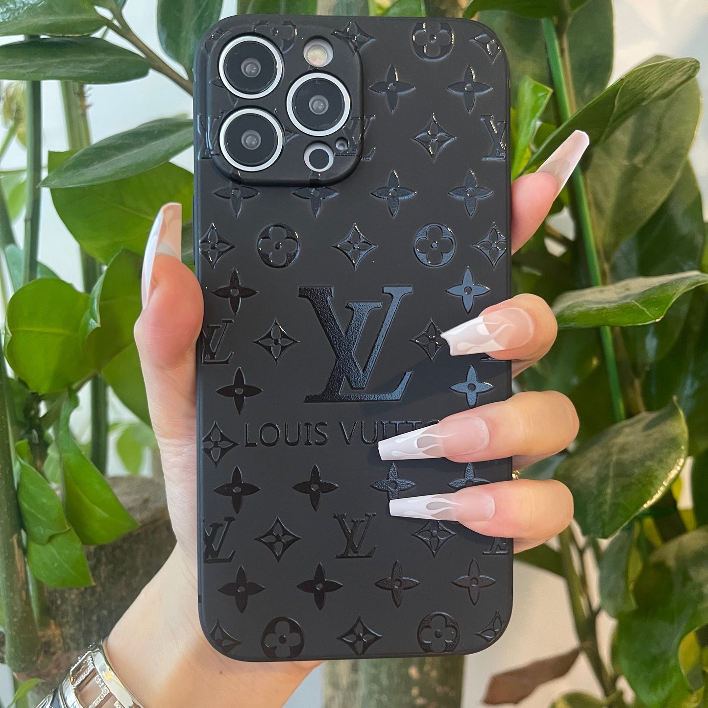 Black Trendy Phone Case ( Big Love)