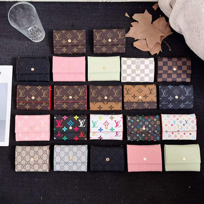 Traditional Square Design Cute Wallet