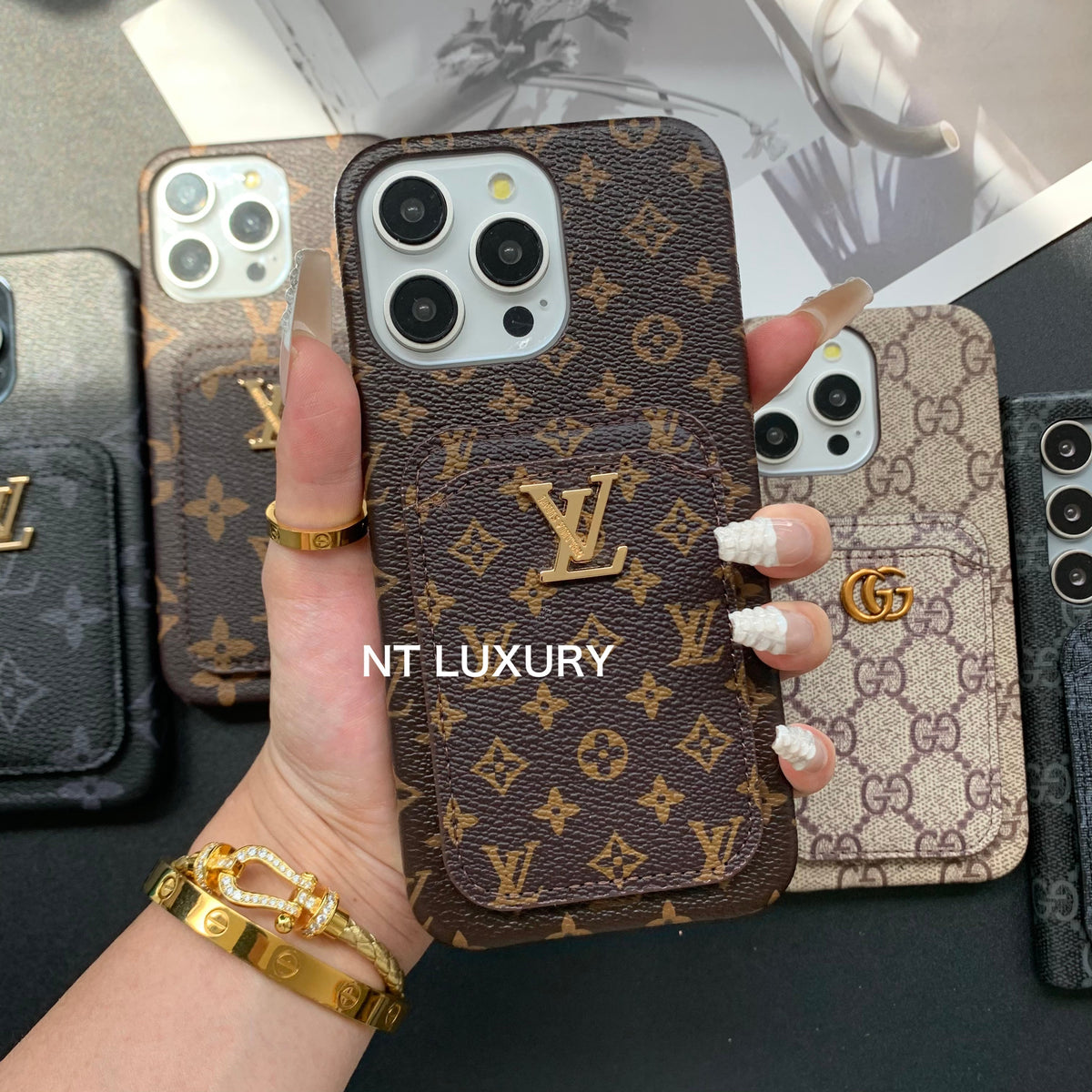 Coque de téléphone à motif cœur avec porte-monnaie