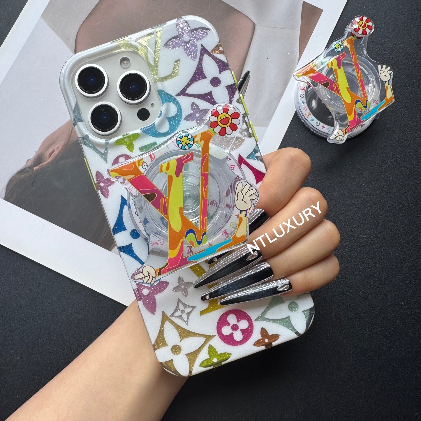 Sunflower Love Design Phone Case with MagSafe Holder