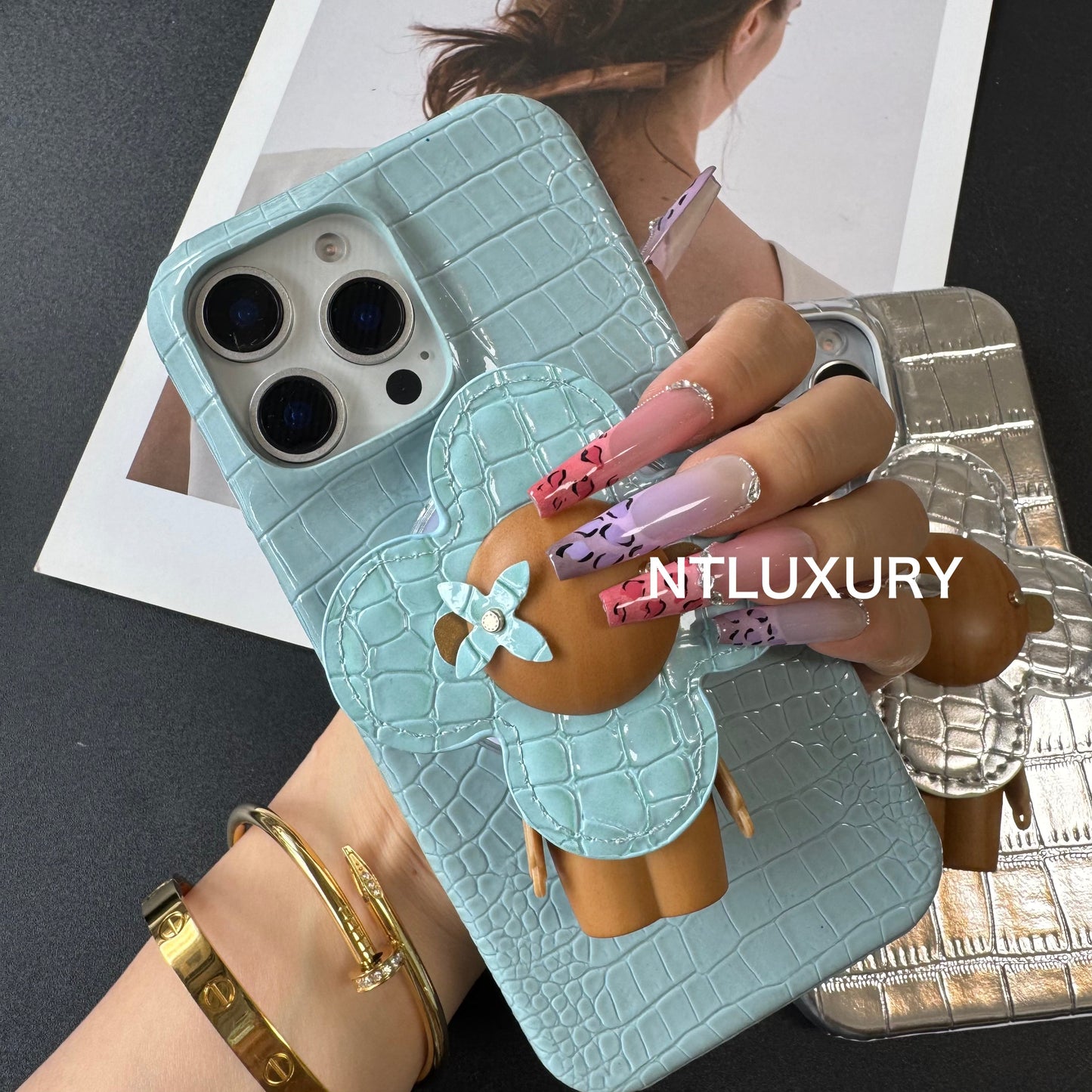Laser Vivian Design For iPhone With MagSafe Holder