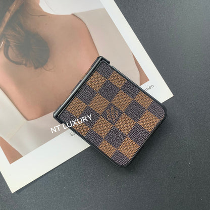 Coque Samsung motifs floraux traditionnels pour la série Z-Flip