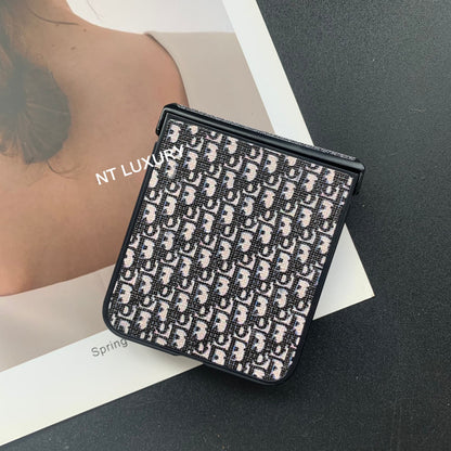 Coque Samsung motifs floraux traditionnels pour la série Z-Flip
