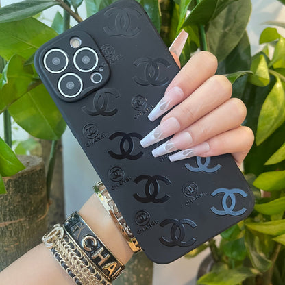Coque de téléphone noire tendance (C)
