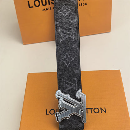 Horizontal Textured Buckle Belt (Black Pattern)