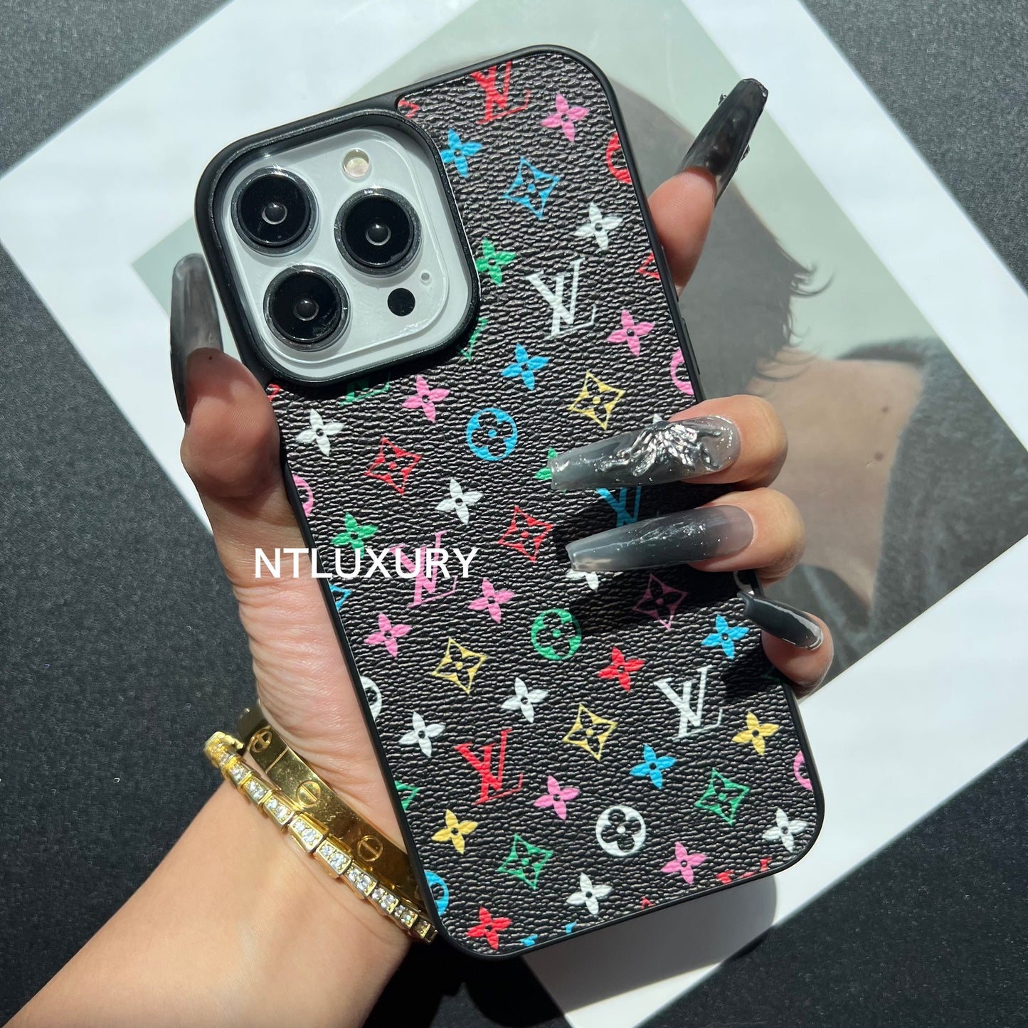 Traditional Love Phone Case (Fancy Small Love - Black)