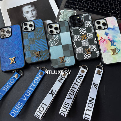 Only Love Design iPhone Hülle mit Riemen