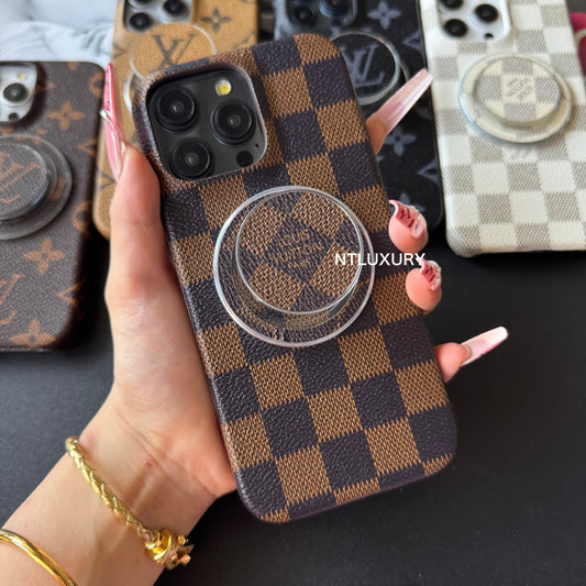 Traditionelle Handyhülle mit MagSafe-Halter für iPhone (Braun Gittermuster)