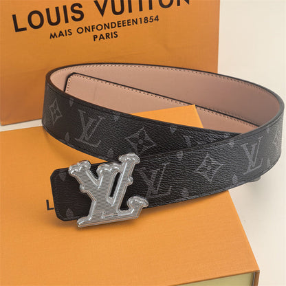 Horizontal Textured Buckle Belt (Black Pattern)
