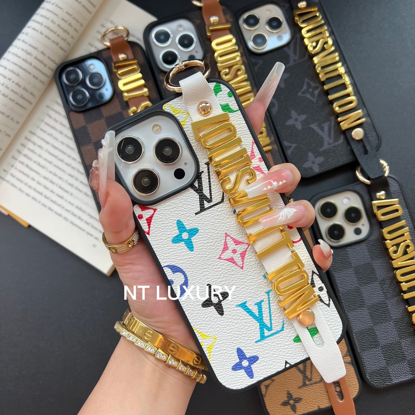 Coque iPhone motif taille d'amour