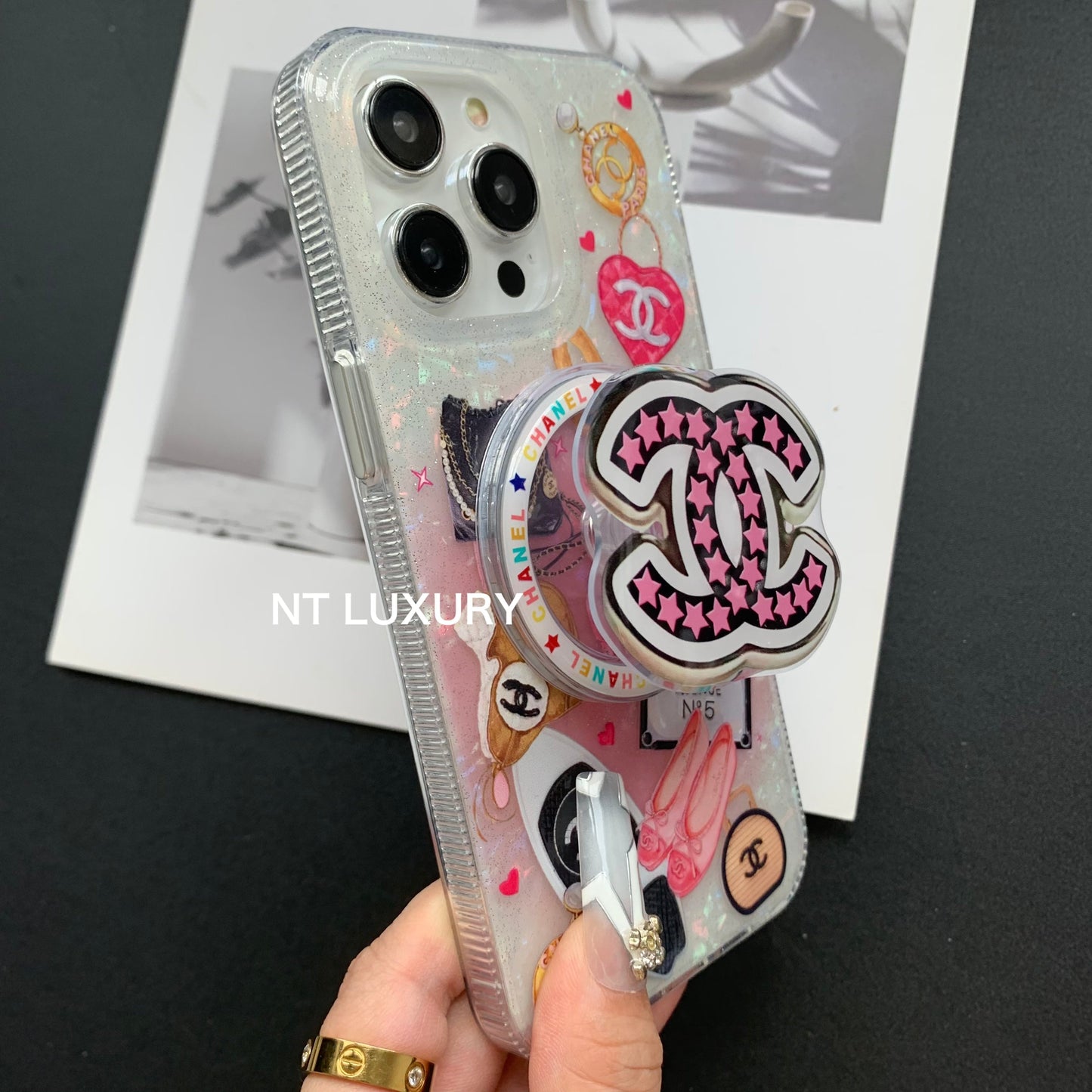 Painting Star C Girl Phone Case with MagSafe Holder