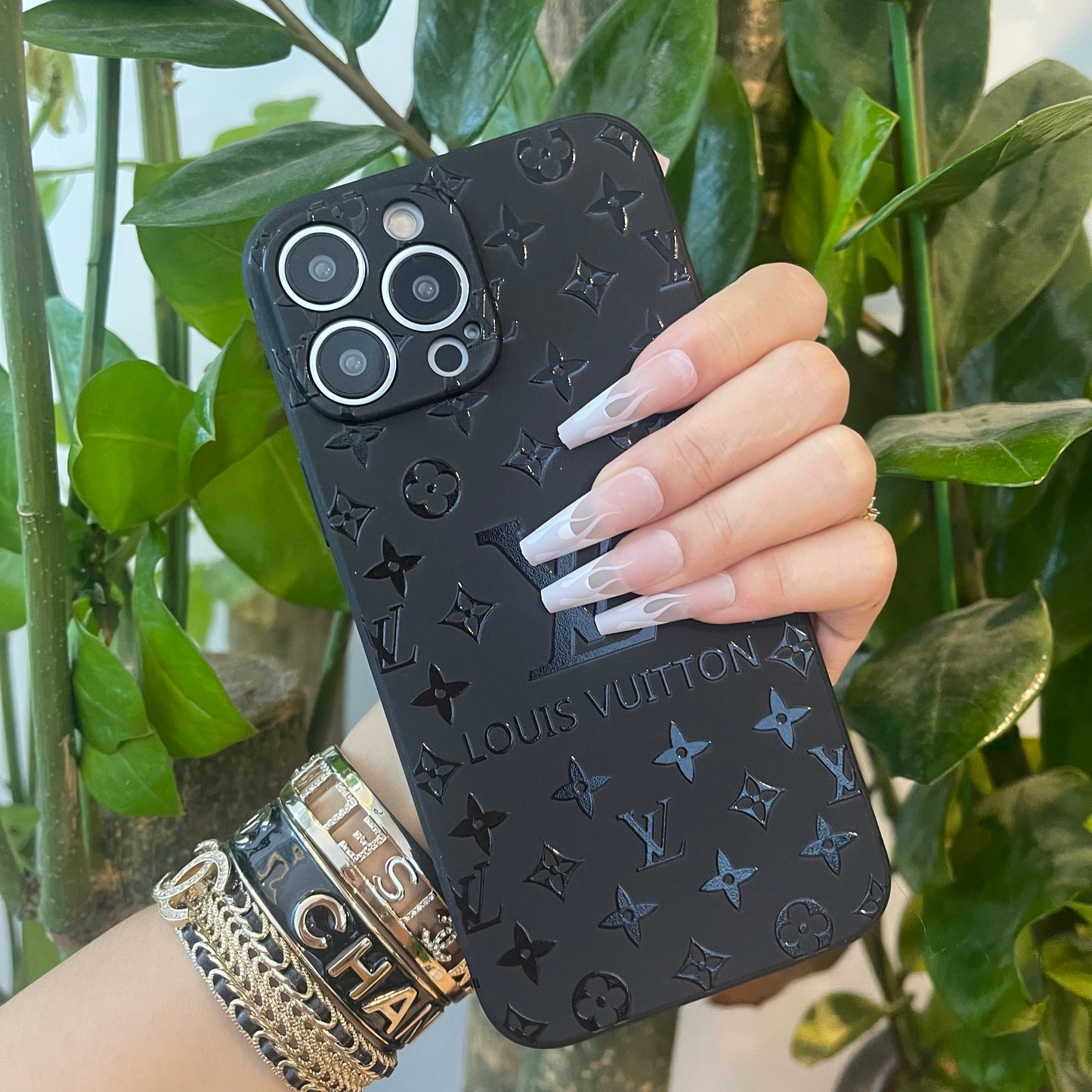 Black Trendy Phone Case ( Big Love)
