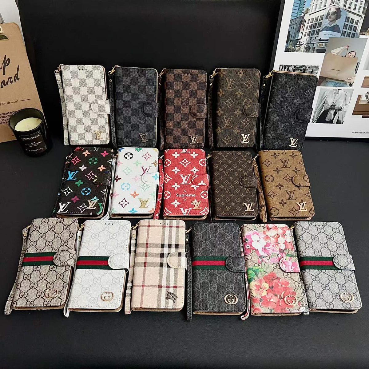 Traditional Phone Case With Purse Design