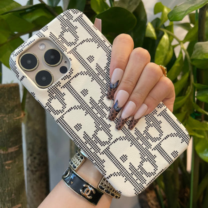Étui de téléphone élégant avec protection d'appareil photo
