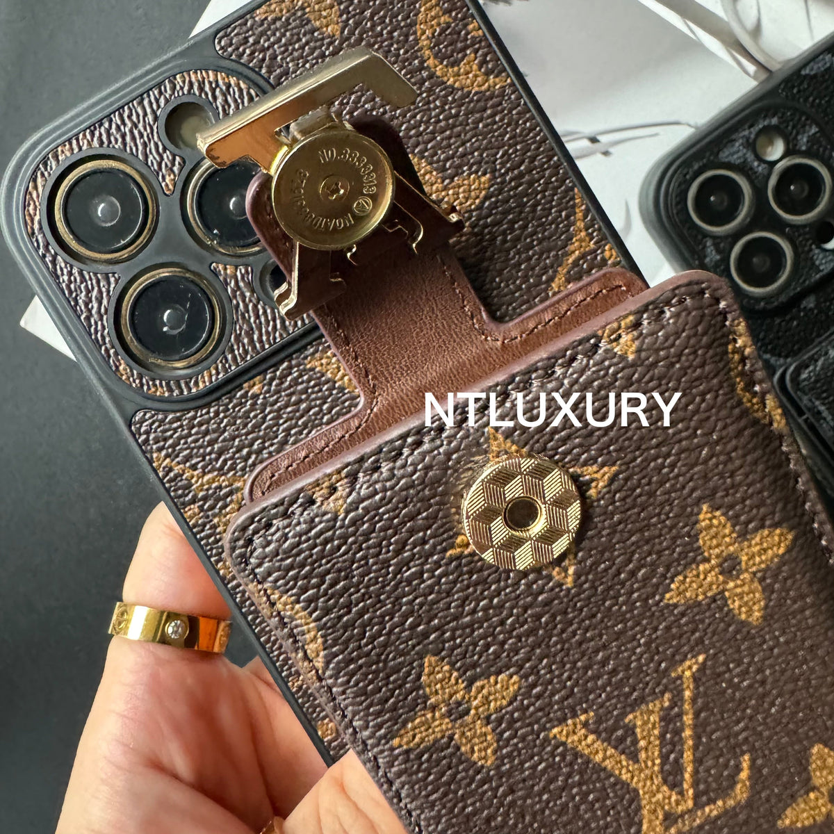 Coque de Téléphone Catch Love pour iPhone avec Portefeuille et Bande (Ensemble de 3)
