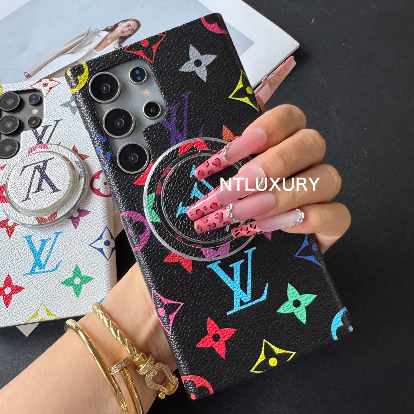 Traditional Love Samsung Case with MagSafe Holder (Black & White Big Love)